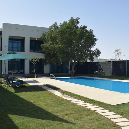 Retaj Salwa Resort & Spa ドーハ エクステリア 写真 A villa in Al Reef