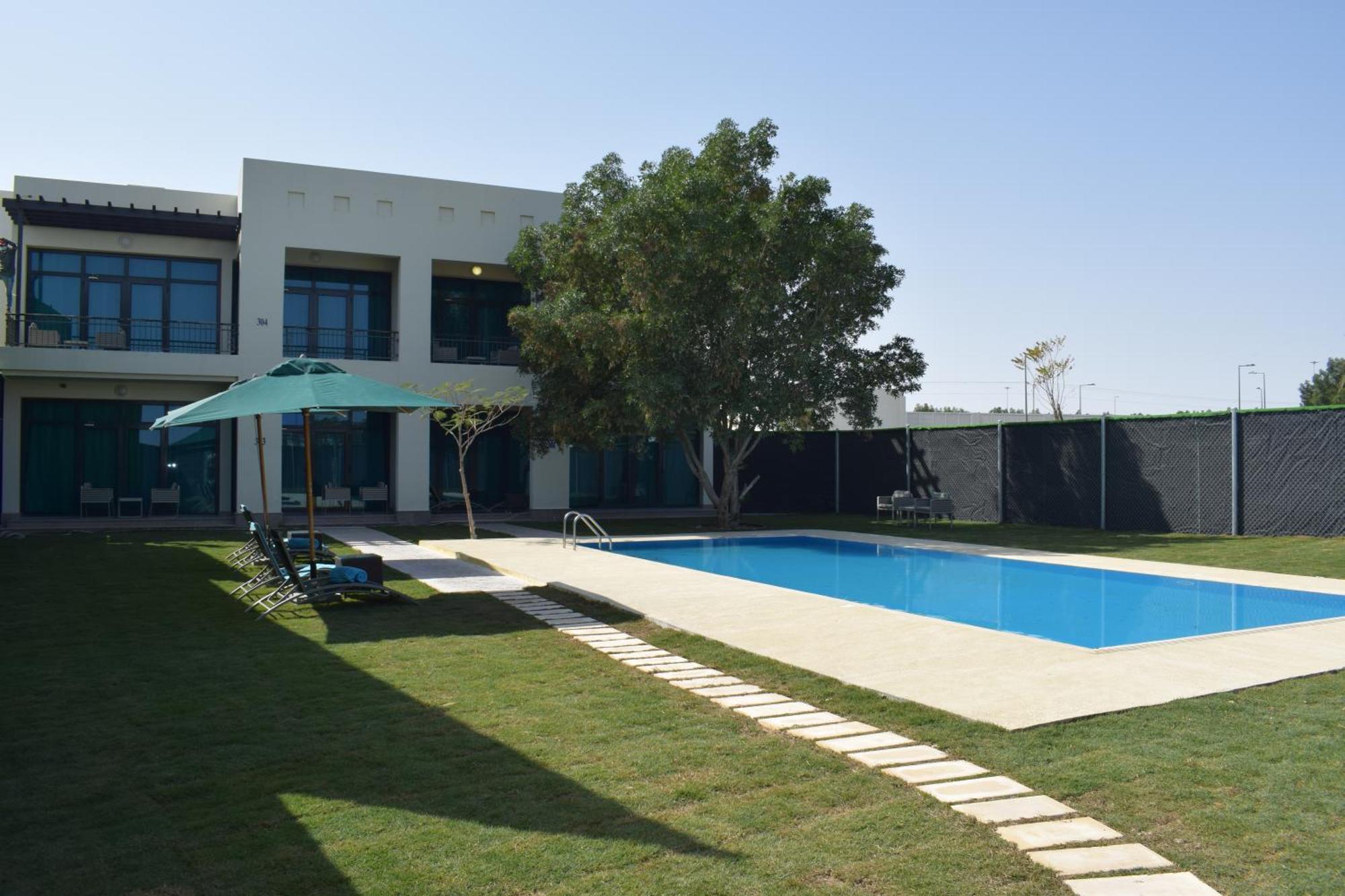 Retaj Salwa Resort & Spa ドーハ エクステリア 写真 A villa in Al Reef